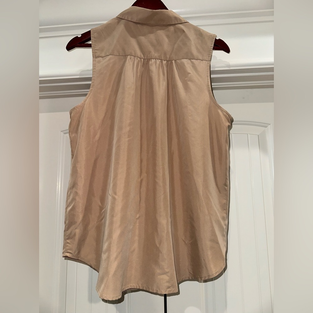 A New Day Sleeveless Button-Down Top | Camel size large - Picture 5 of 5